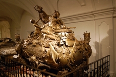 Kapuzinergruft_04_Kaiser Karl VI.JPG